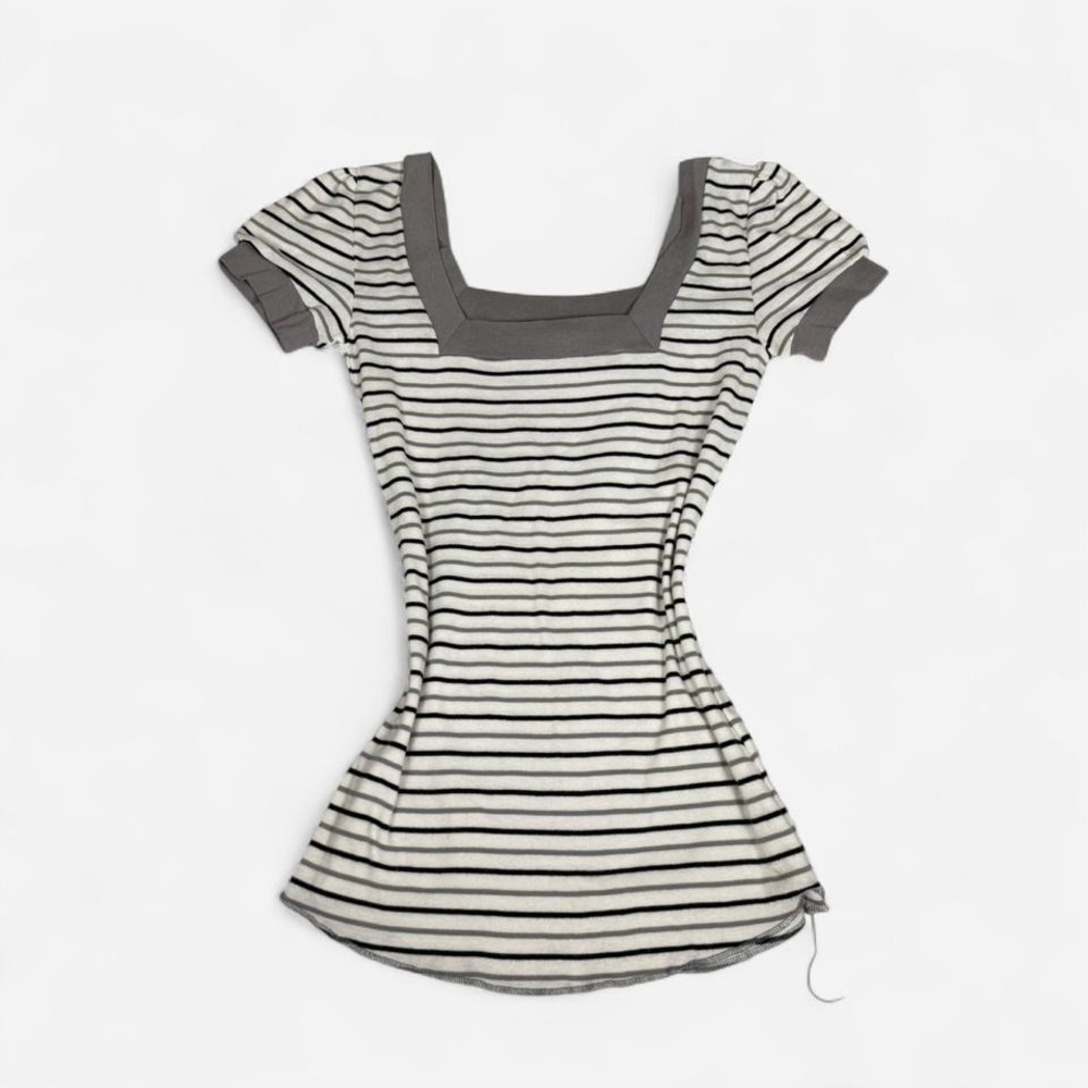 Vintage y2k Energie grey & white striped  cute short sleeve top